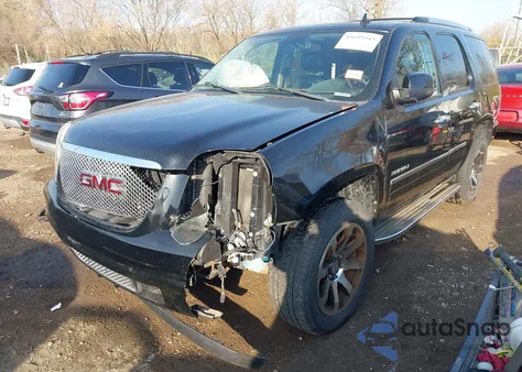 2013 GMC Yukon Denali z USA, uszkodzony, nr VIN 1GKS2EEF9DR364968